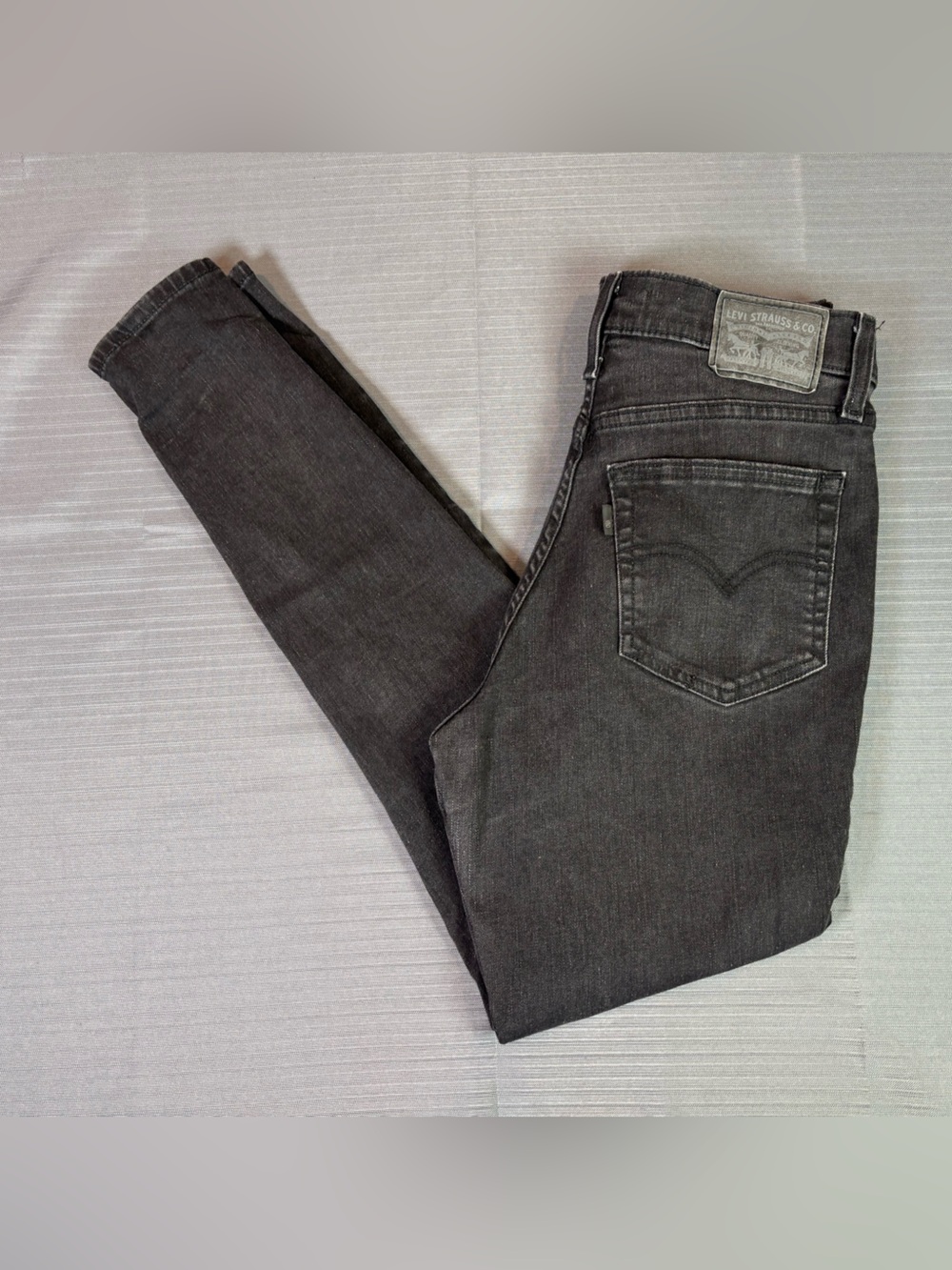 Levi’s 720 High Rise Super Skinny Black Jeans W28